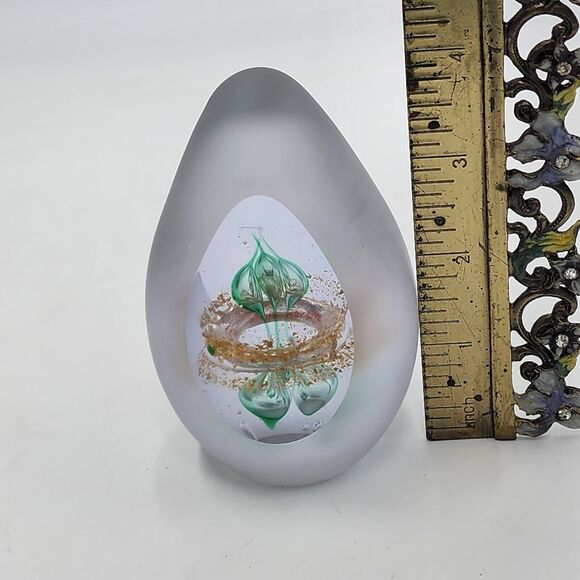 Svaja Art Glass Hand Blown Paperweight Captured Glass Atomic Look Egg Shape - Picture 7 of 7